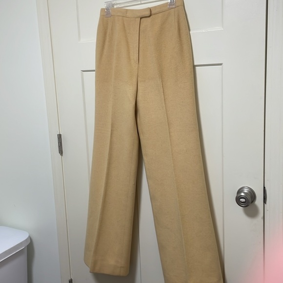 Vintage Jackfin pantsuit. Very very nice. - Picture 6 of 10